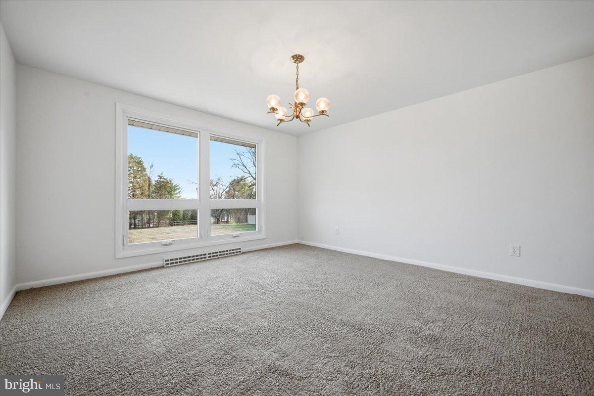 3728 Kings Road Pennsburg, PA 18073 - Photo 48 of 86