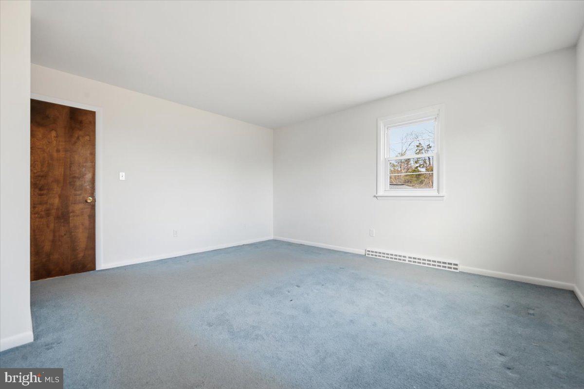 3728 Kings Road Pennsburg, PA 18073 - Photo 50 of 86