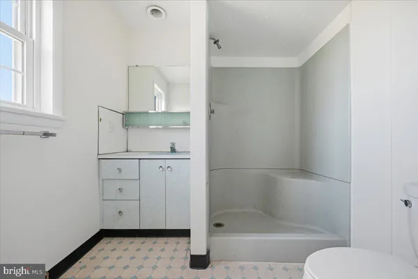 $449,999 | 3728 Kings Road, Pennsburg, PA 18073