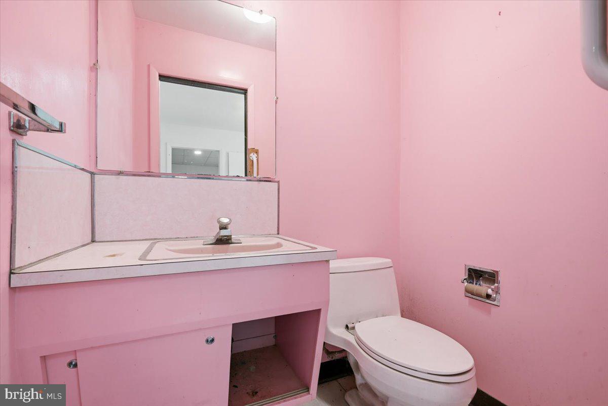 3728 Kings Road Pennsburg, PA 18073 - Photo 60 of 86