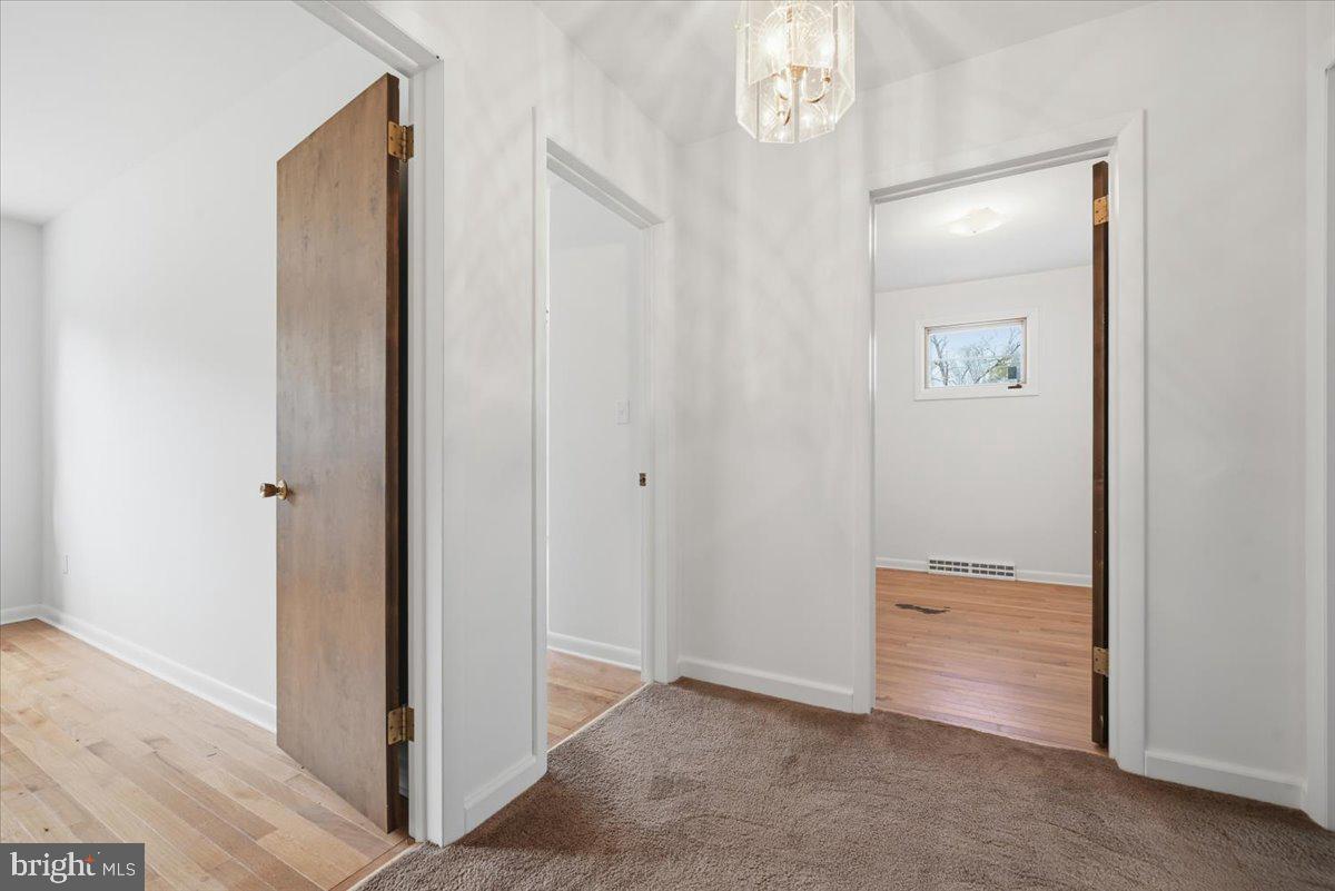 3728 Kings Road Pennsburg, PA 18073 - Photo 7 of 86