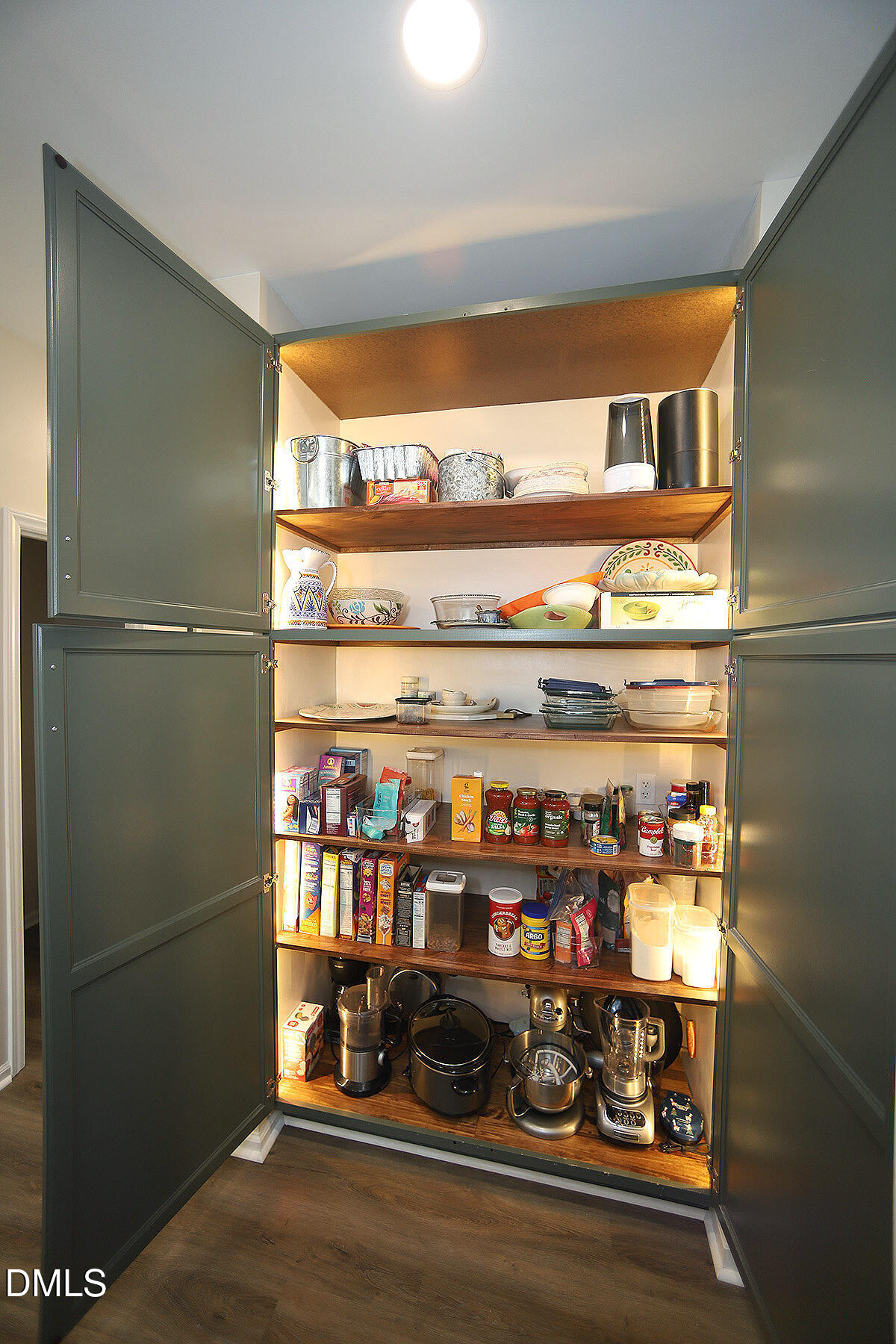 112 Spring Lake Court Durham, NC 27713 - Photo 9 of 38 Pantry