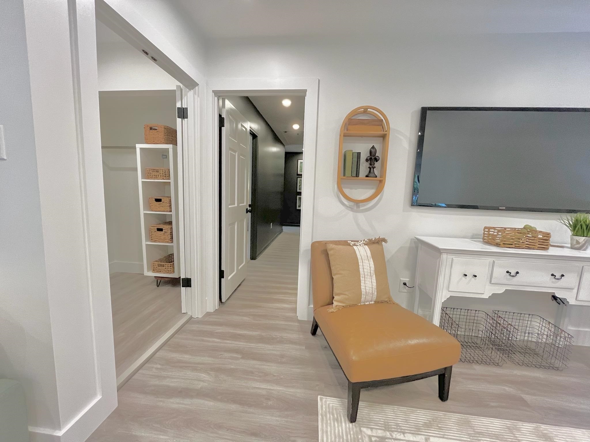 2138 Sonning Drive Germantown, TN 38138 - Photo 16 of 40 a view of living room