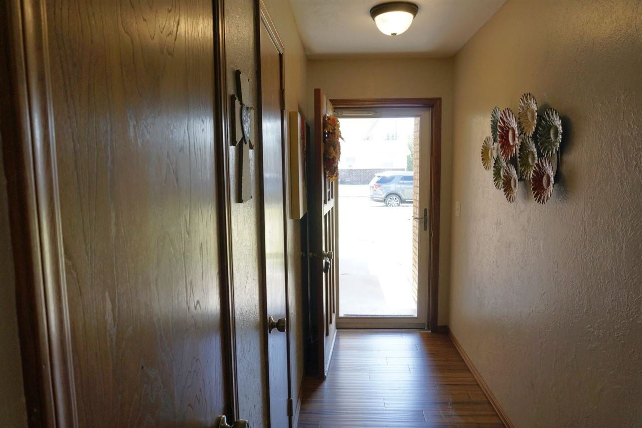 1403 Maple Street Perry, OK 73077 - Photo 3 of 38 Gallery Image 3