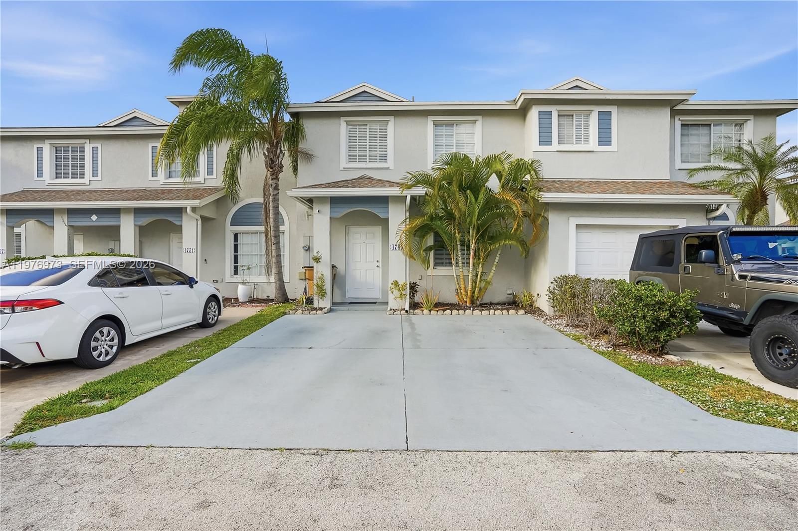 4765 Southwest 14th Street Deerfield Beach, FL 33442 - Photo 2 of 50