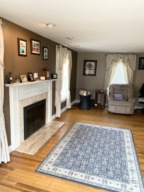 344 Granby Road South Hadley, MA 01075 - Photo 4 of 40 Gallery Image 4