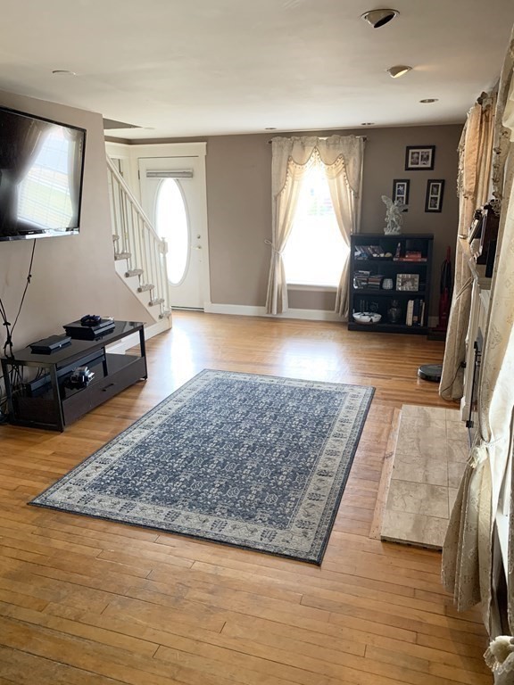 344 Granby Road South Hadley, MA 01075 - Photo 5 of 40 Gallery Image 5