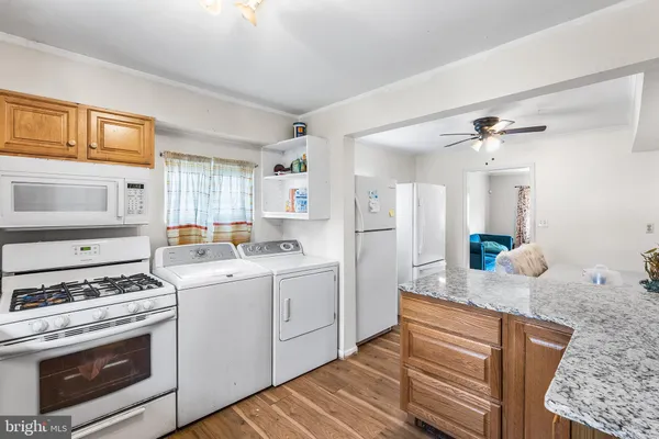 $370,000 | 955 Terrace Ewing Nj 08618, Ewing, NJ 08618