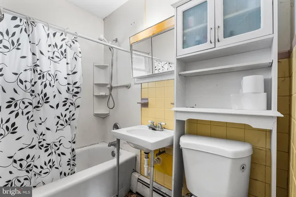 $370,000 | 955 Terrace Ewing Nj 08618, Ewing, NJ 08618