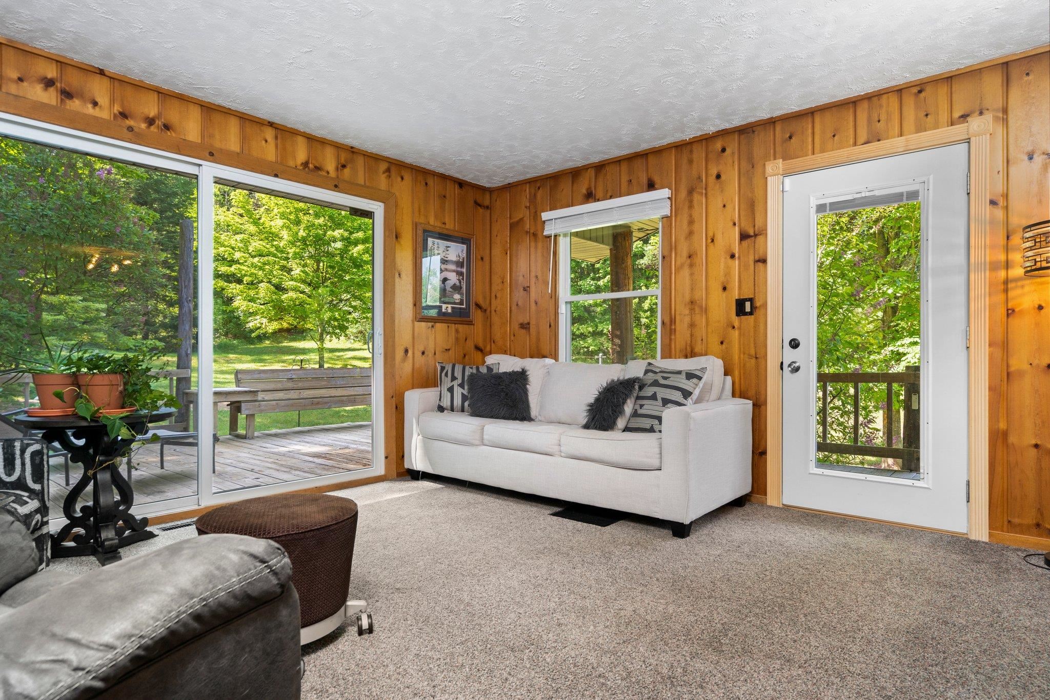 5240 Cedar Valley Road Traverse City, MI 49684 - Photo 13 of 54 1911858-12.JPG