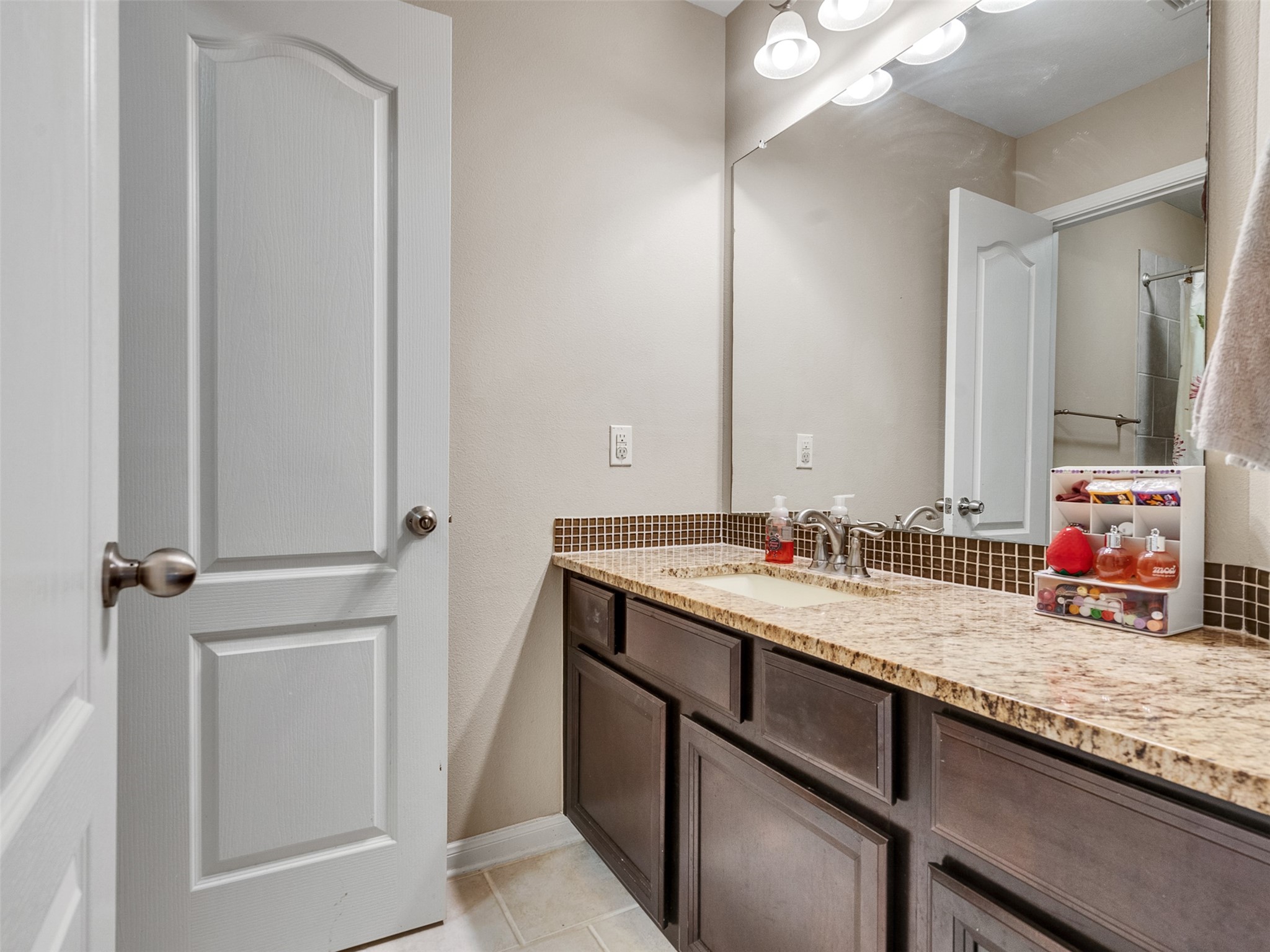 9602 Emerald Lakes Drive Rosharon, TX 77583 - Photo 23 of 33