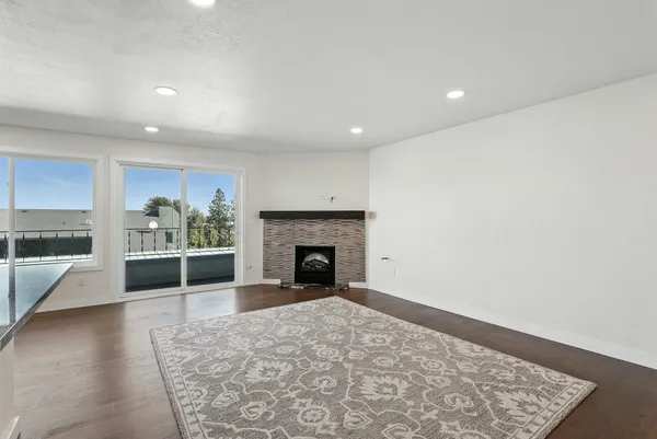 $309,900 | 214 West 6th Avenue, Unit 106, Spokane, WA 99204