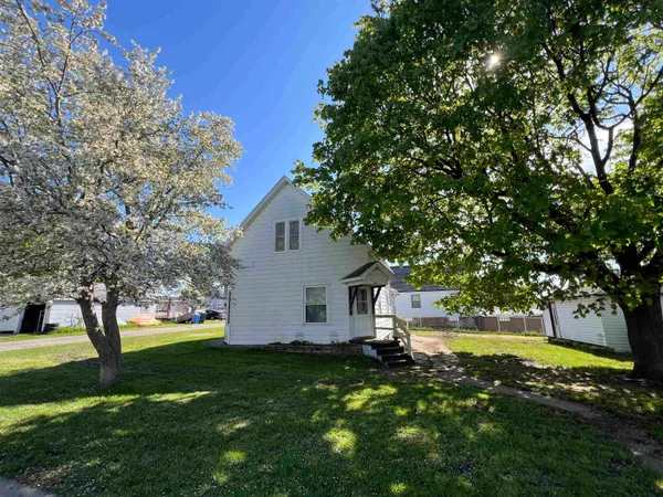 $175,000 | 209 Volk Street, Portage, WI 53901
