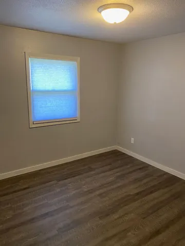 $325,000 | 411 East Broadway Street, Redwood Falls, MN 56283