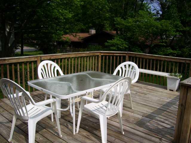 8216 Rumford Road Indianapolis, IN 46219 - Photo 2 of 12 Gallery Image 2