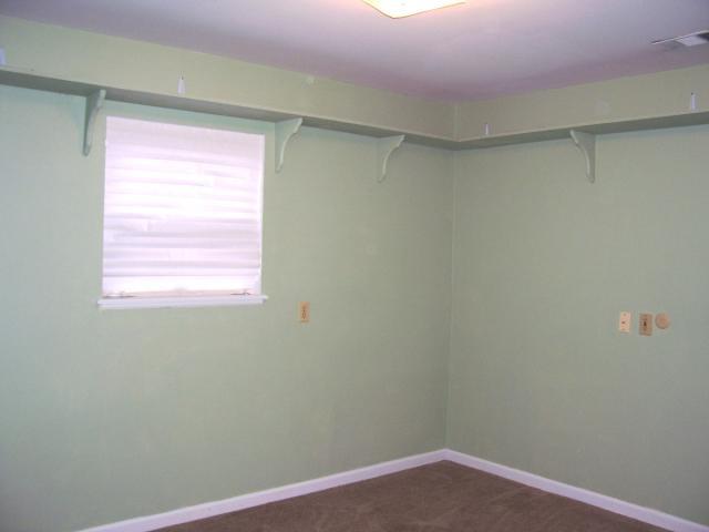 8216 Rumford Road Indianapolis, IN 46219 - Photo 11 of 12 Gallery Image 11