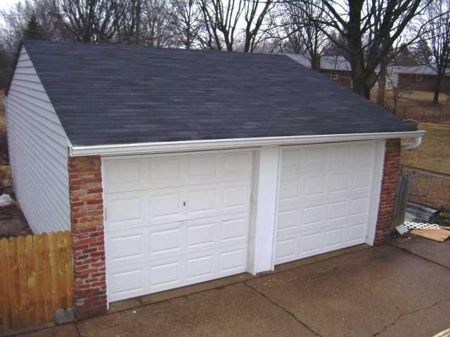 8216 Rumford Road Indianapolis, IN 46219 - Photo 4 of 12 Gallery Image 4