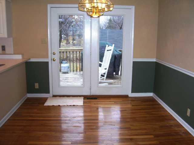 8216 Rumford Road Indianapolis, IN 46219 - Photo 7 of 12 Gallery Image 7