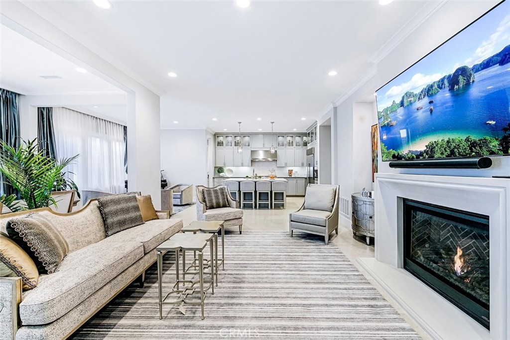 65 Rockinghorse Irvine, CA 92602 - Photo 9 of 56 Gallery Image 9