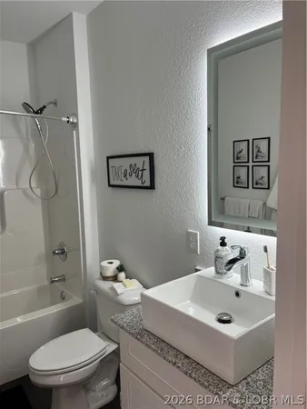 $349,000 | 295 Highland Shores, Unit 1A, Lake Ozark, MO 65049