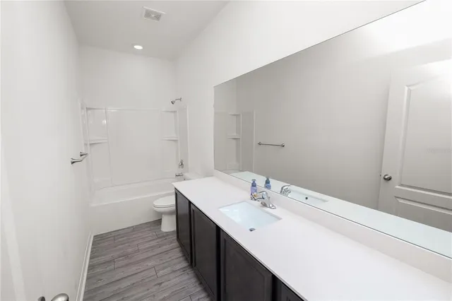 $350,000 | 6170 Dolostone Drive, Lakeland, FL 33811