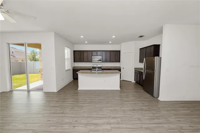 $350,000 | 6170 Dolostone Drive, Lakeland, FL 33811