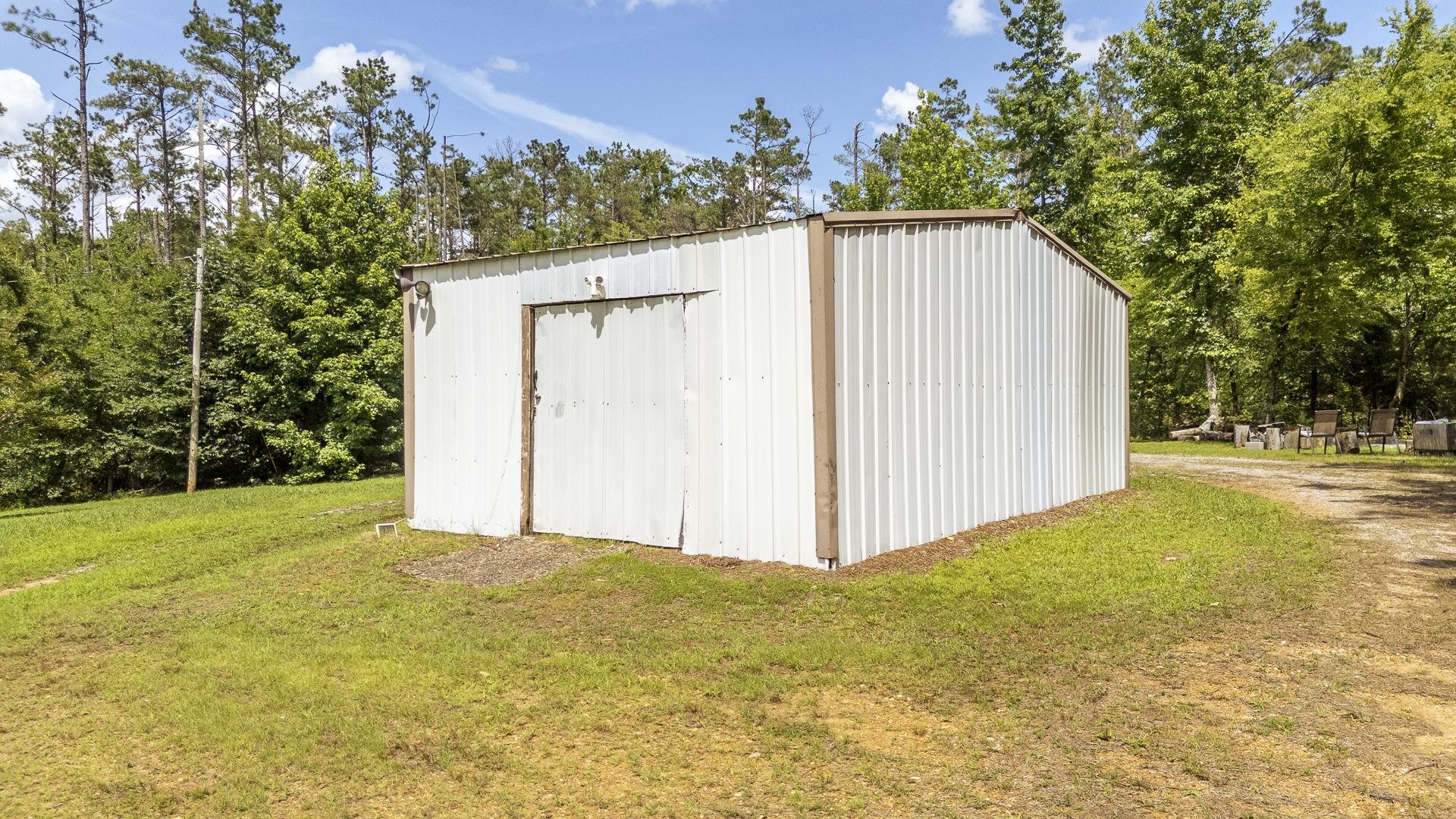 1640 Lick Creek Road Michie, TN 38357 - Photo 35 of 40