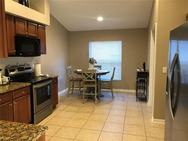 $2,450 | 10121 Coldwater Loop, Land O Lakes, FL 34638