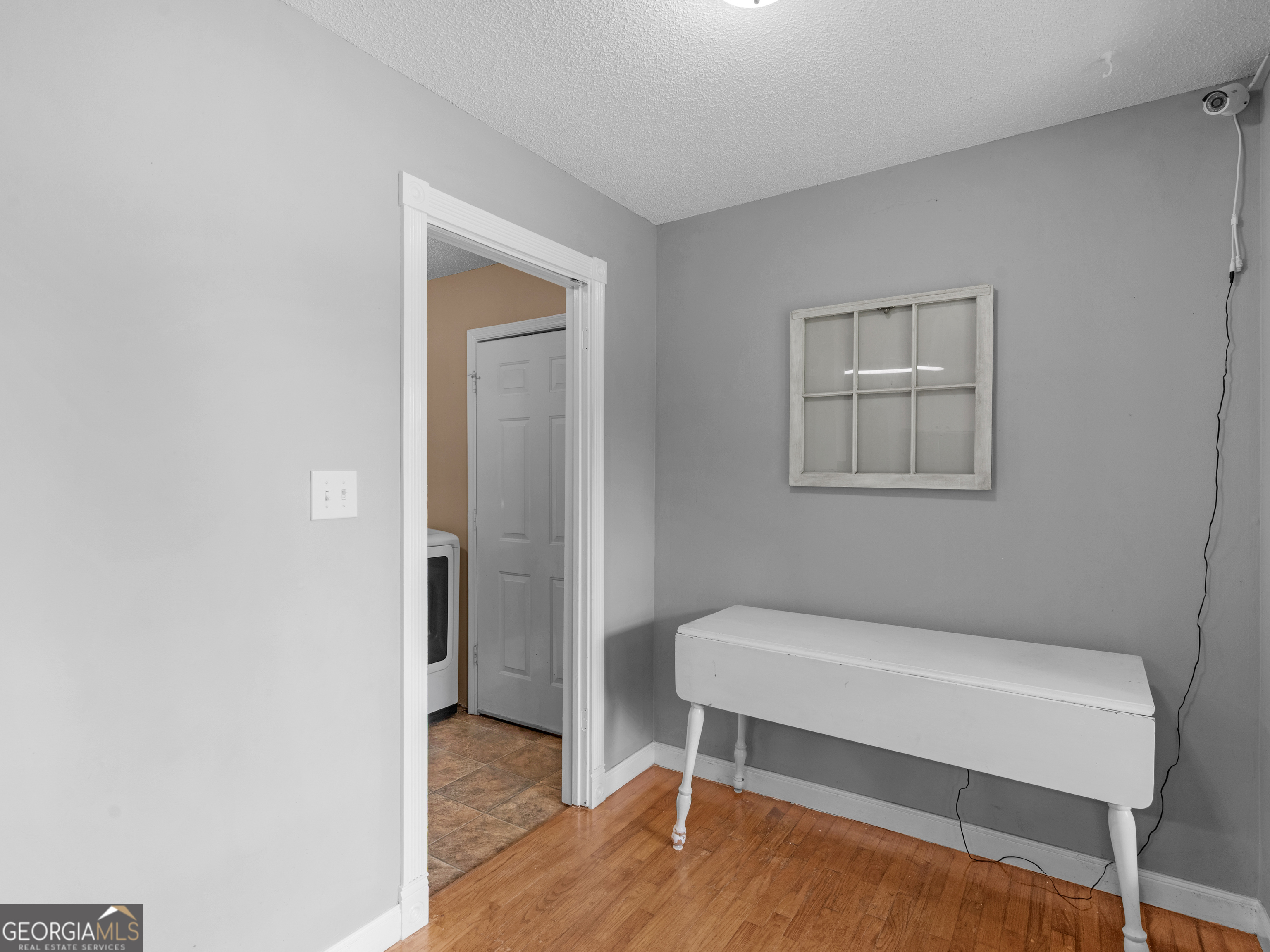 4939 Highway 19 Zebulon, GA 30295 - Photo 23 of 70 a bedroom with a bed and a table