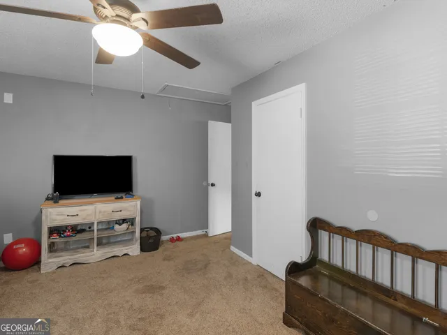 a bathroom with a double vanity sink and mirror
