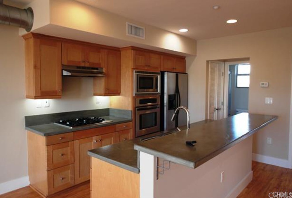 576 South Brea Boulevard Brea, CA 92821 - Photo 16 of 36