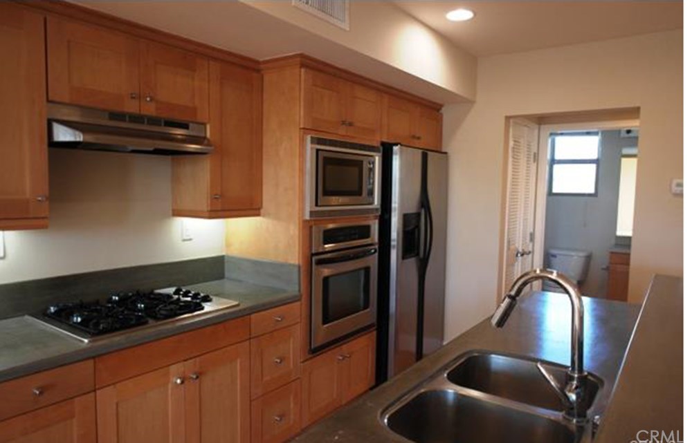 576 South Brea Boulevard Brea, CA 92821 - Photo 20 of 36