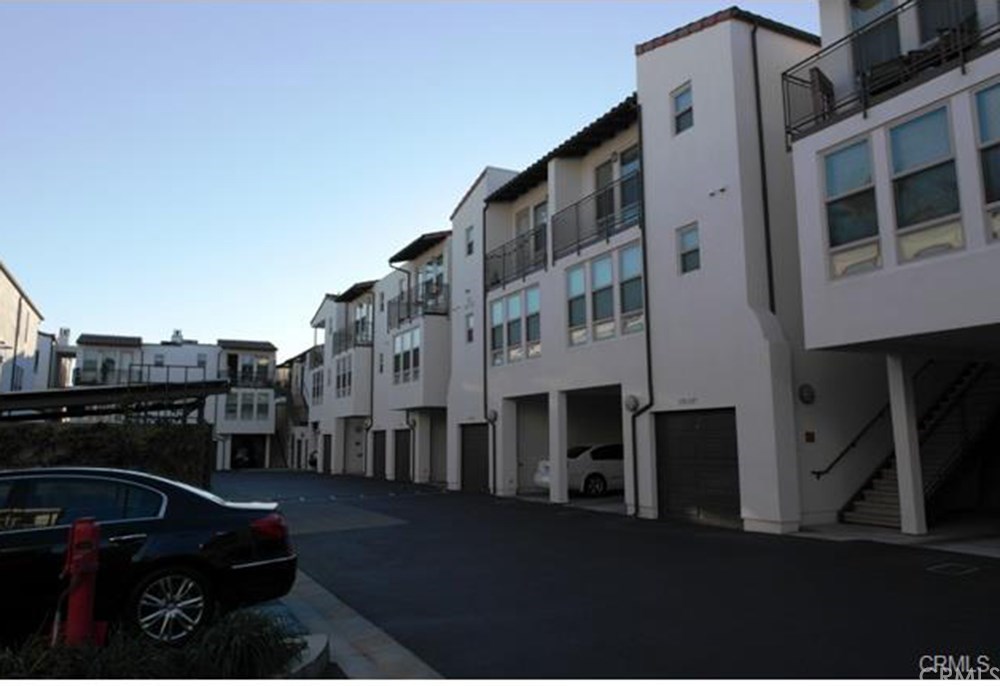 576 South Brea Boulevard Brea, CA 92821 - Photo 7 of 36