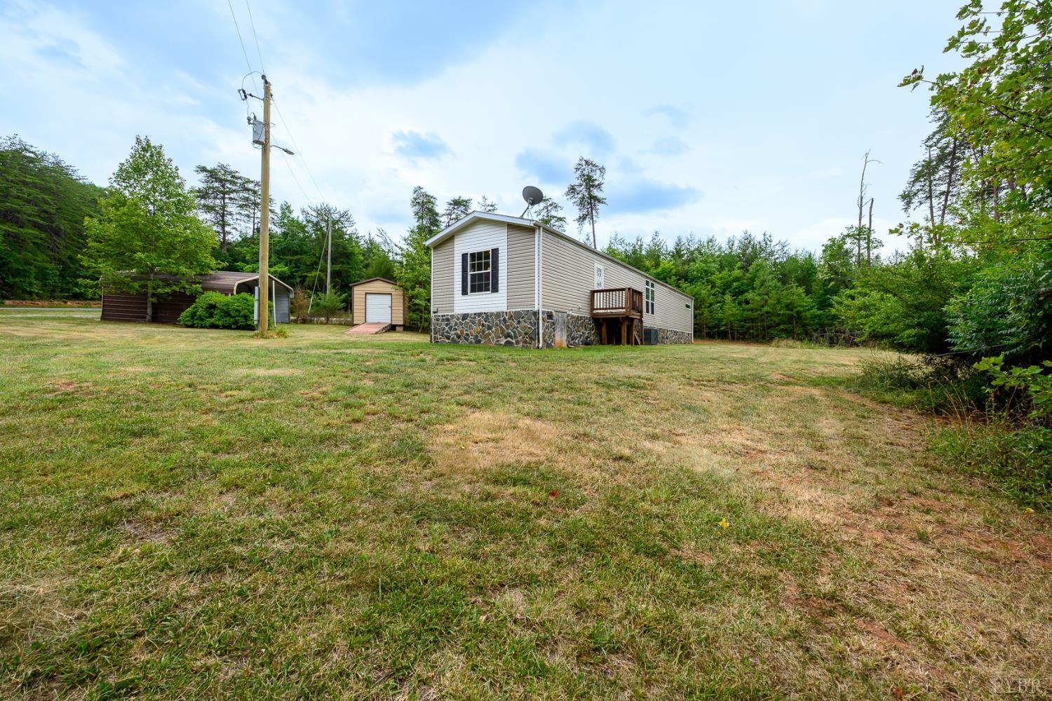 841 Mercury Road Gretna, VA 24557 - Photo 33 of 38