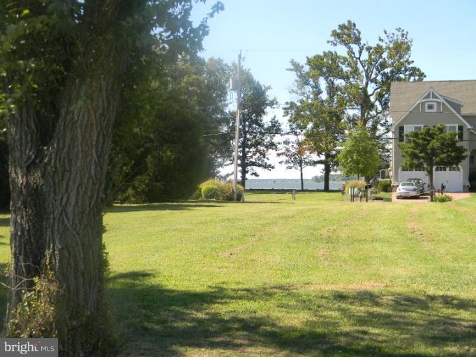 3751 Thomas Point Road Annapolis, MD 21403 - Photo 13 of 19 View