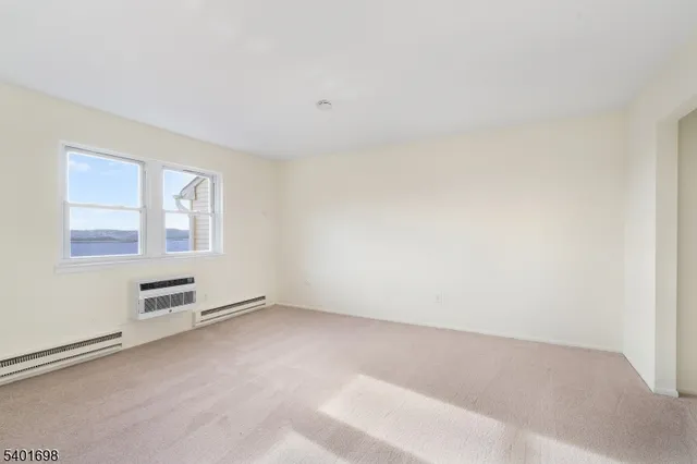 $279,000 | 322 Richard Mine Road, Unit 6, Wharton, NJ 07885