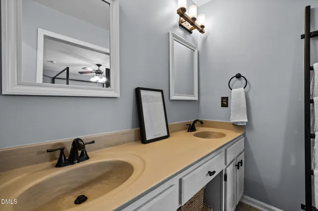 $299,400 | 140 Bramble Court, Youngsville, NC 27596