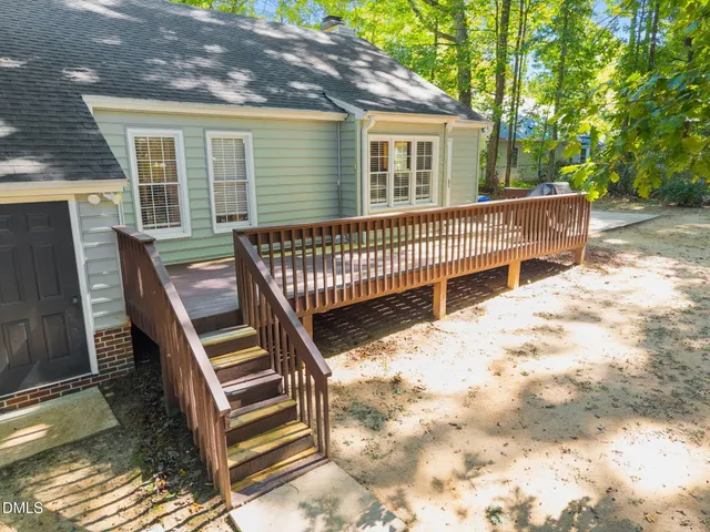 $299,400 | 140 Bramble Court, Youngsville, NC 27596