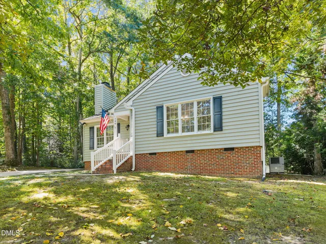 $299,400 | 140 Bramble Court, Youngsville, NC 27596