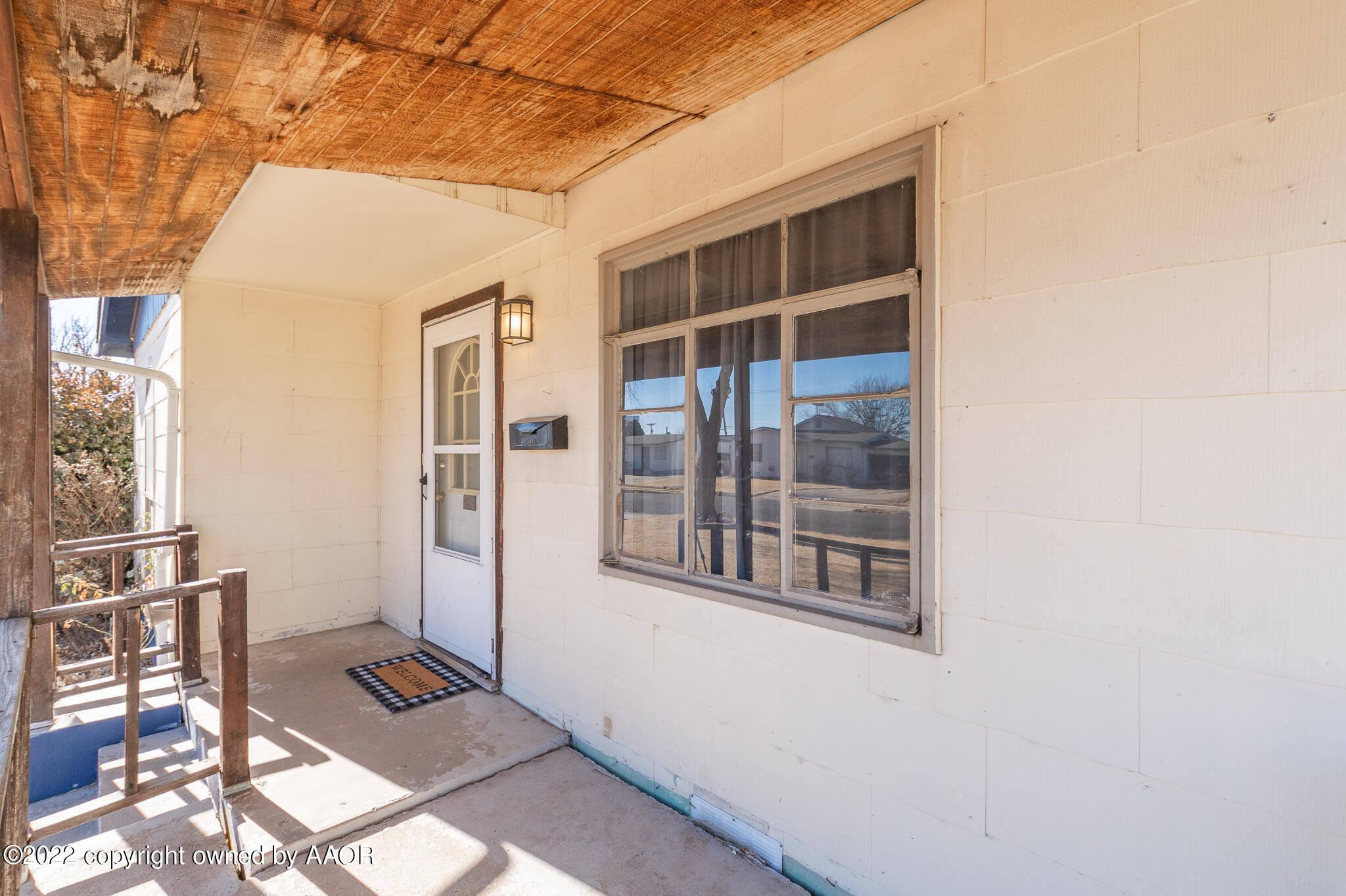 4610 South Hughes Street Amarillo, TX 79110 - Photo 4 of 17 Front Porch