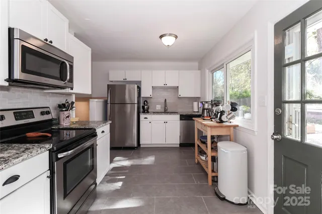 $500,000 | 4236 Folkston Drive, Charlotte, NC 28205