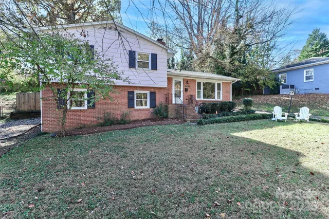 $500,000 | 4236 Folkston Drive, Charlotte, NC 28205