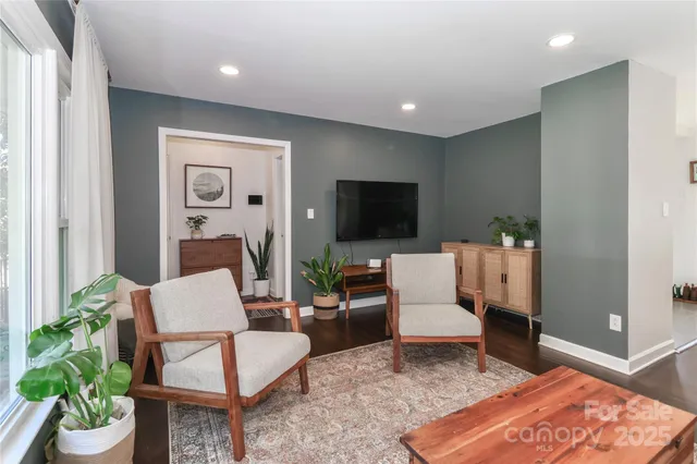 $500,000 | 4236 Folkston Drive, Charlotte, NC 28205