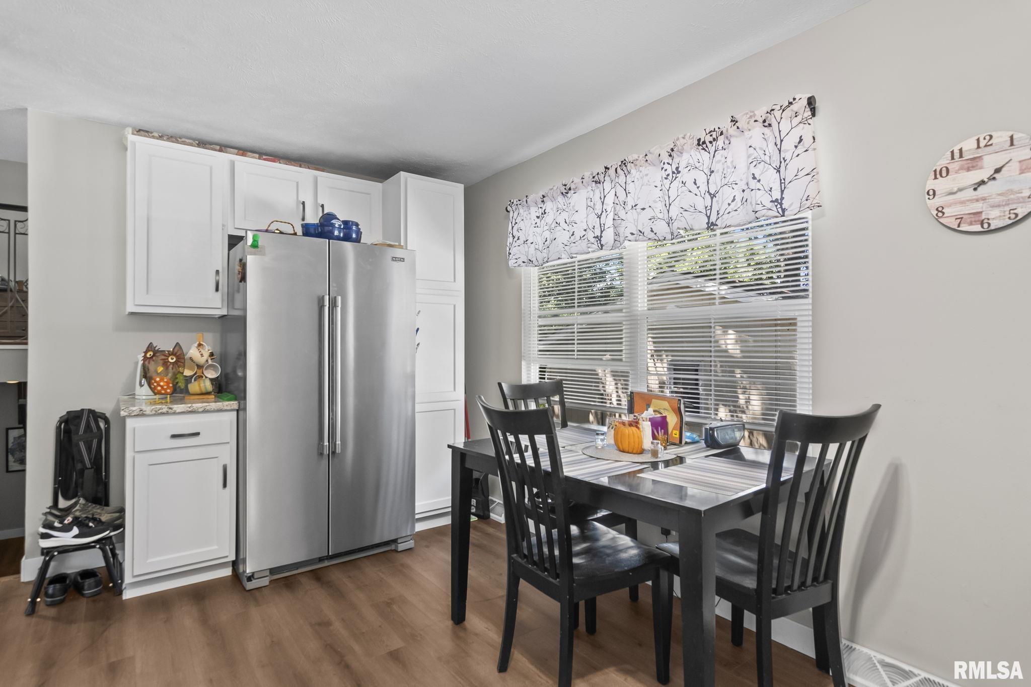 101 West Hawkeye Way Springfield, IL 62707 - Photo 14 of 35