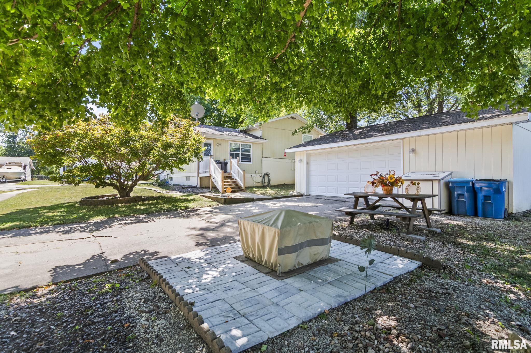 101 West Hawkeye Way Springfield, IL 62707 - Photo 32 of 35