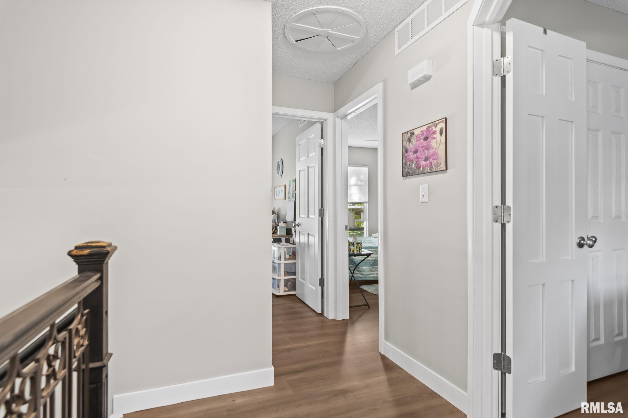 101 West Hawkeye Way Springfield, IL 62707 - Photo 6 of 35