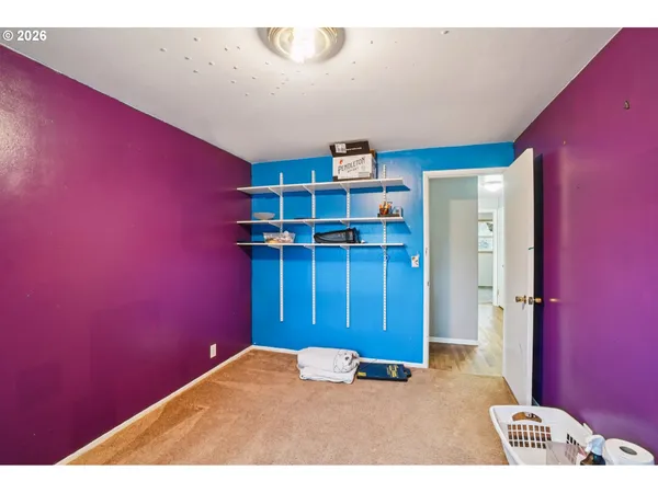 $425,000 | 907 Southeast 179th Avenue, Portland, OR 97233