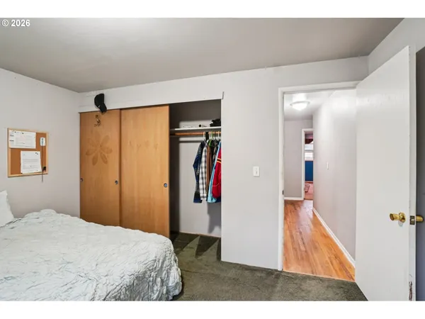 $425,000 | 907 Southeast 179th Avenue, Portland, OR 97233