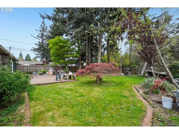 $425,000 | 907 Southeast 179th Avenue, Portland, OR 97233