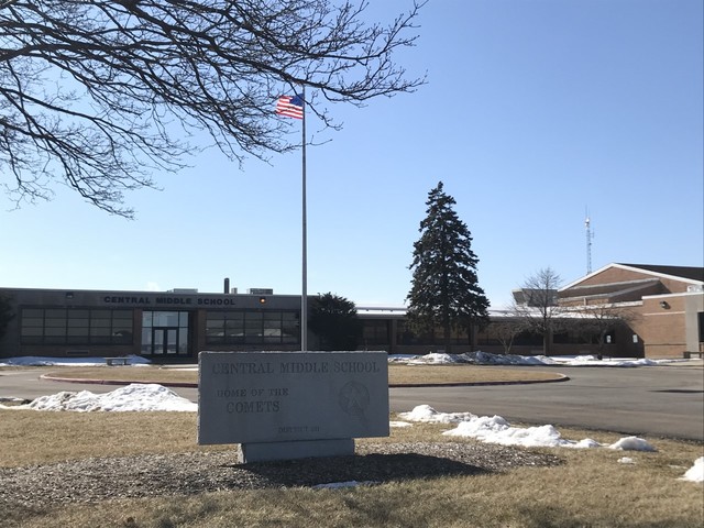 3585 Emerald Road Elgin, IL 60124 - Photo 30 of 36